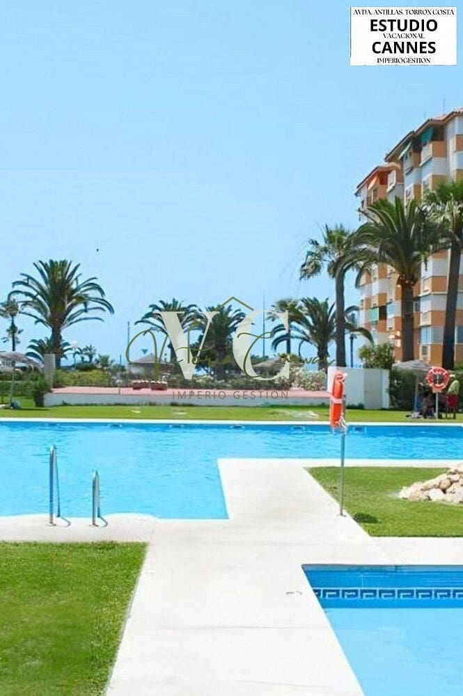Estudio de 1 habitación en Torrox en alquiler vacacional con piscina garaje - 385 € (Ref: 8936060)