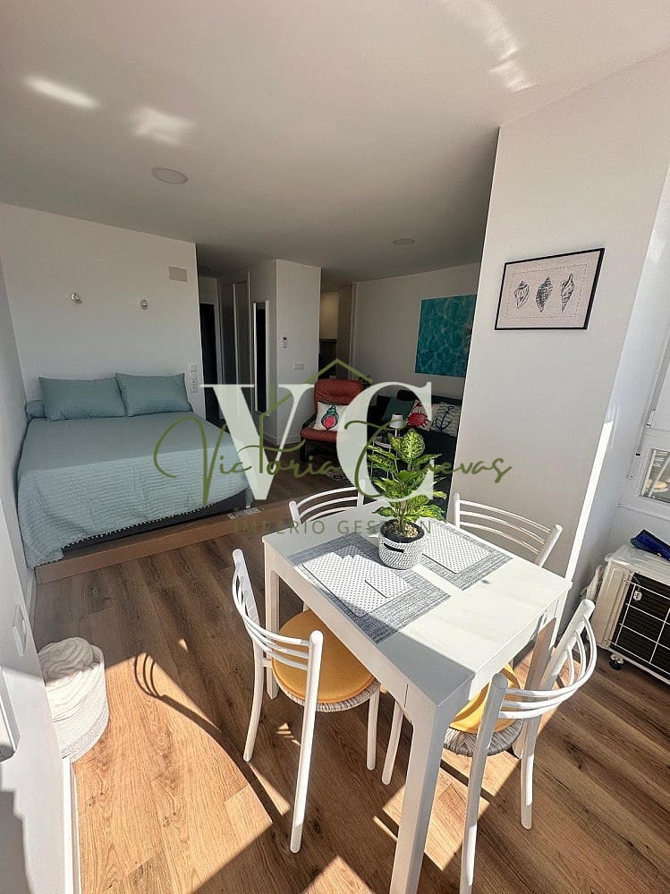 Estudio de 1 habitación en Torrox en alquiler vacacional con piscina garaje - 385 € (Ref: 8936060)