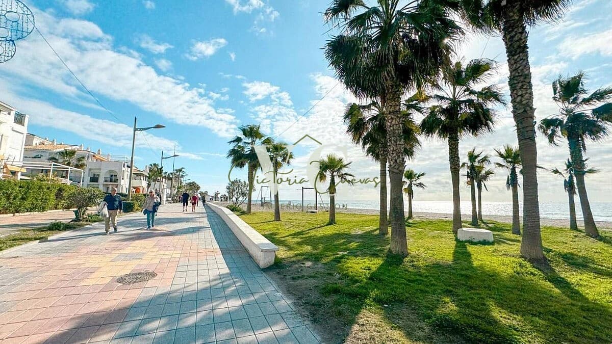 Estudio de 1 habitación en Torrox en alquiler vacacional con piscina garaje - 385 € (Ref: 8936060)