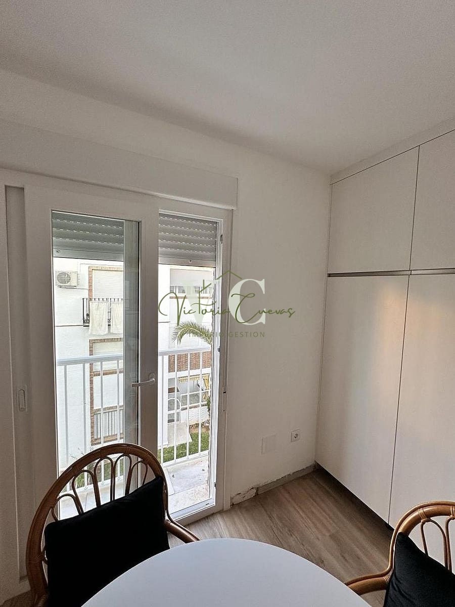 2 sovrum Lägenhet för semesterbostäder i Torrox med pool - 550 € (Ref: 8942270)