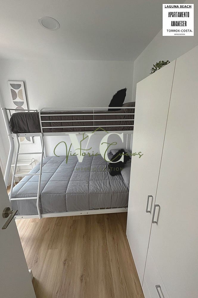 2 soverom Leilighet til salgs i Torrox med svømmebasseng garasje - € 462 (Ref: 8942270)