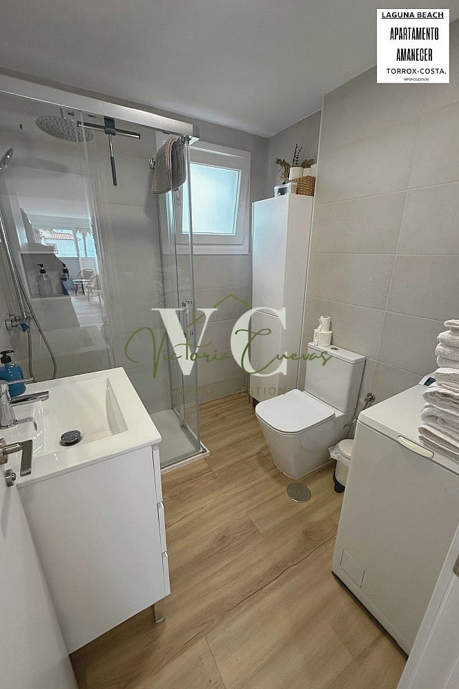 2 soverom Leilighet til salgs i Torrox med svømmebasseng garasje - € 462 (Ref: 8942270)