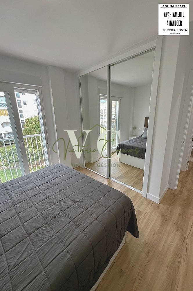 2 soverom Leilighet til salgs i Torrox med svømmebasseng garasje - € 462 (Ref: 8942270)