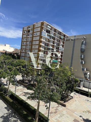 2 soveværelse Lejlighed til salg i Torre del Mar, Vélez-Málaga - € 295.000 (Ref: 9033612)