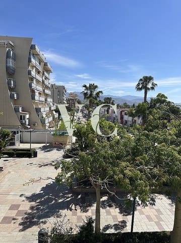 2 soveværelse Lejlighed til salg i Torre del Mar, Vélez-Málaga - € 295.000 (Ref: 9033612)
