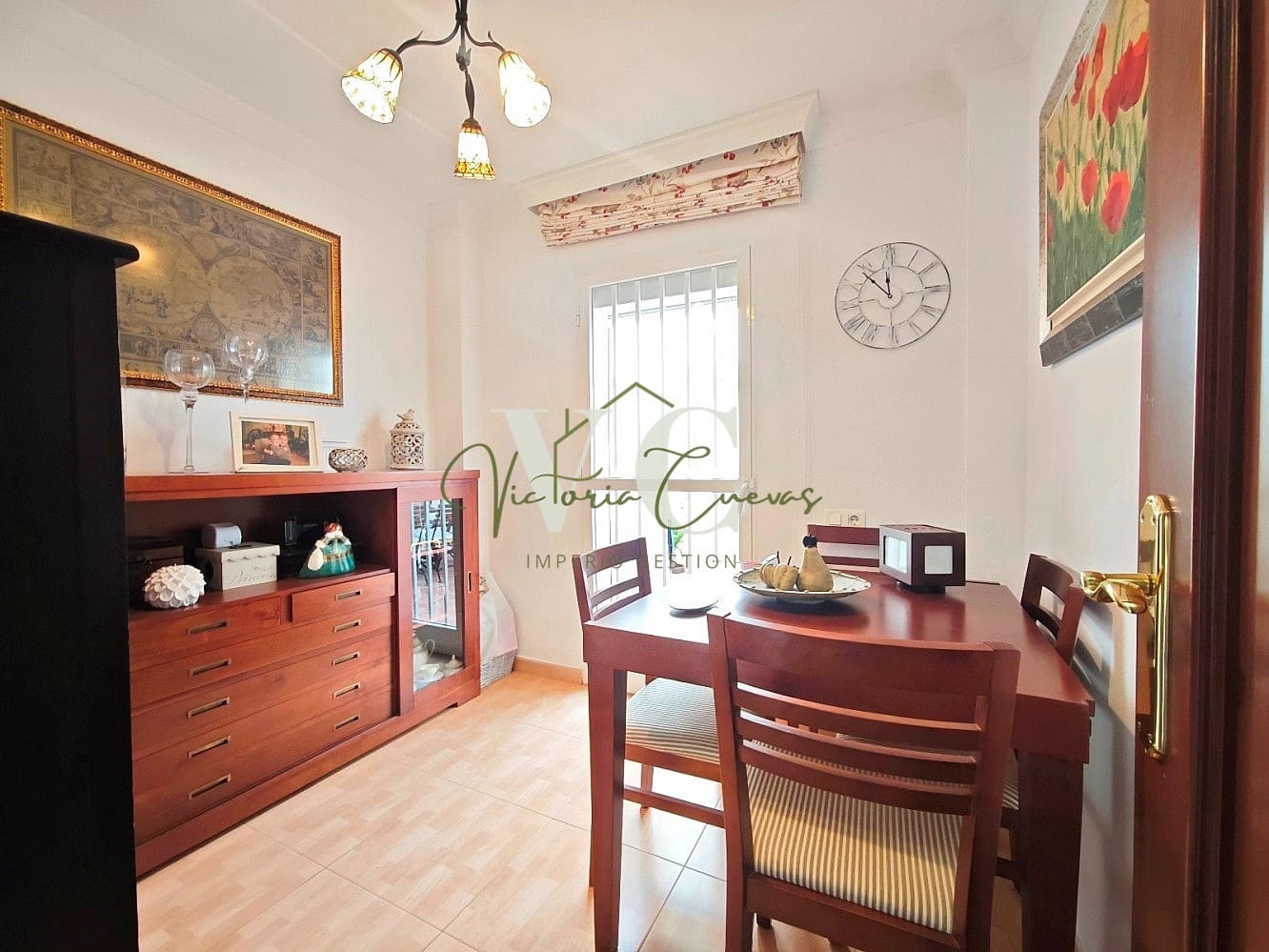 4 bedroom Villa for sale in Chilches with pool garage - € 429,000 (Ref: 9487158)