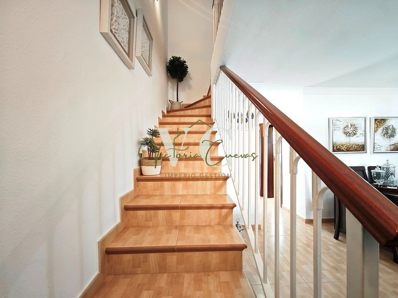 4 bedroom Villa for sale in Chilches with pool garage - € 429,000 (Ref: 9487158)