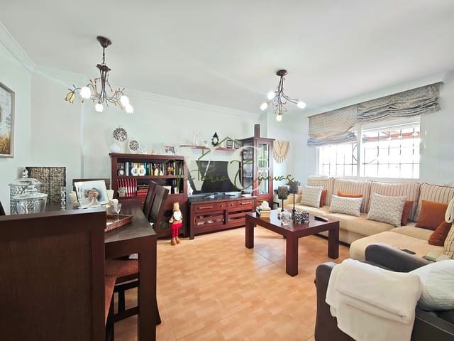 4 bedroom Villa for sale in Chilches, Vélez-Málaga with pool garage - € 429,000 (Ref: 9487158)