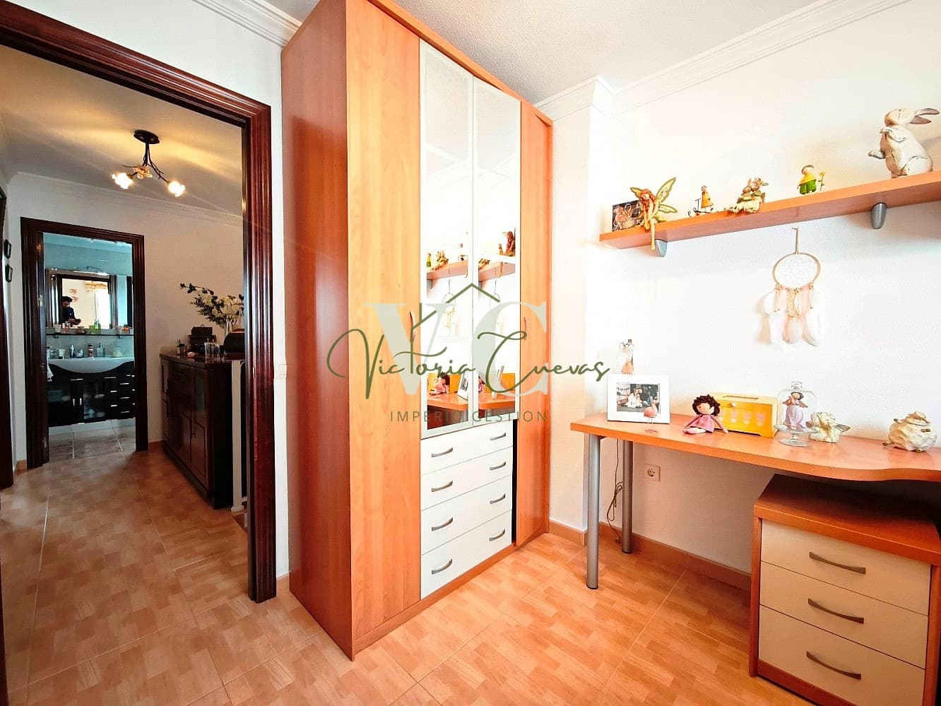 4 bedroom Villa for sale in Chilches with pool garage - € 429,000 (Ref: 9487158)