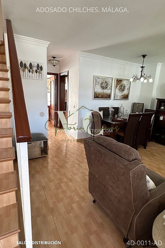 4 bedroom Villa for sale in Chilches with pool garage - € 429,000 (Ref: 9487158)