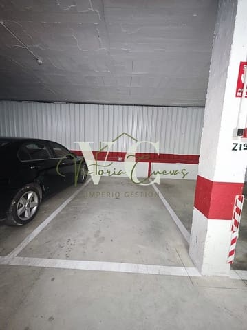 Autotalli vuokrattavana paikassa Torre del Mar, Vélez-Málaga - 100 € (Ref: 9593146)