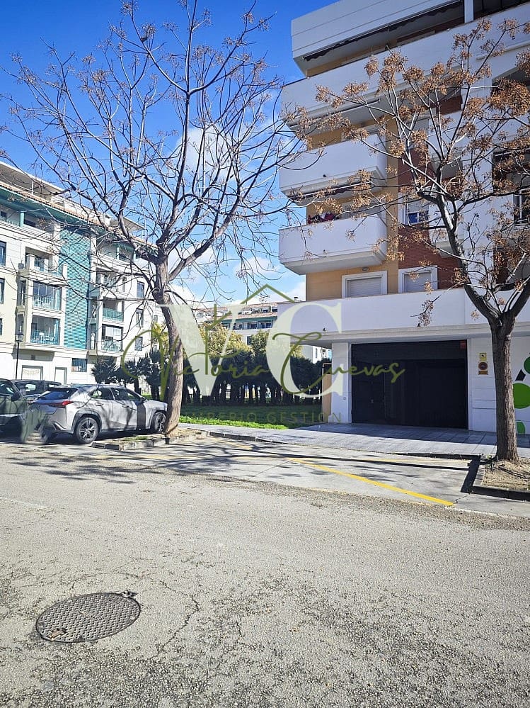 Garage for rent in Torre del Mar - € 100 (Ref: 9593146)