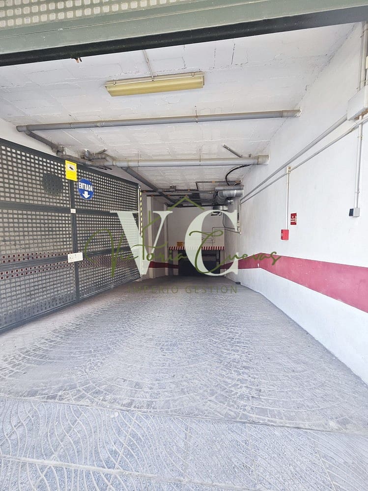 Garage for rent in Torre del Mar - € 100 (Ref: 9597167)