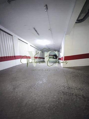 Autotalli vuokrattavana paikassa Torre del Mar, Vélez-Málaga - 100 € (Ref: 9597167)