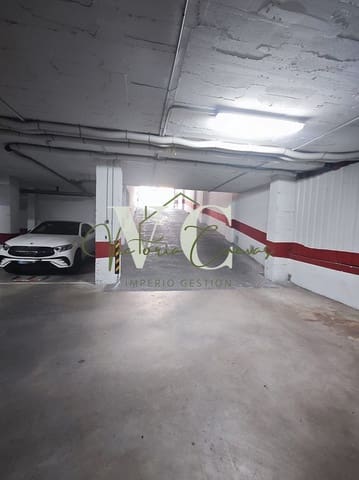 Garage til leje i Torre del Mar, Vélez-Málaga - € 100 (Ref: 9597167)