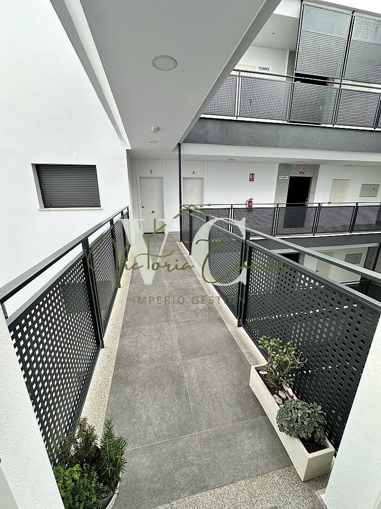 3 bedroom Apartment for sale in Velez-Malaga with pool garage - € 415,000 (Ref: 9603091)