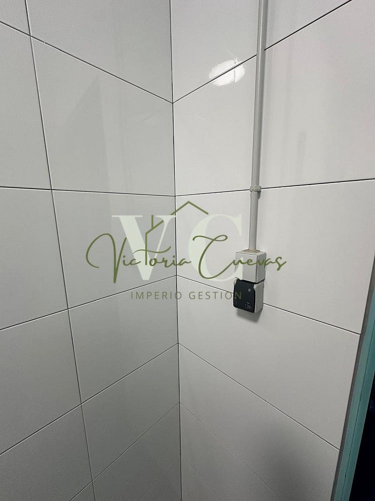 Autotalli vuokrattavana paikassa Torre del Mar - 150 € (Ref: 9770136)