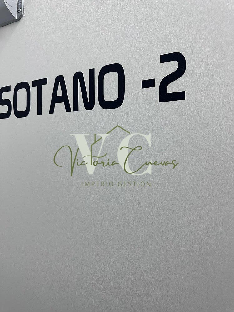 Autotalli vuokrattavana paikassa Torre del Mar - 150 € (Ref: 9770136)