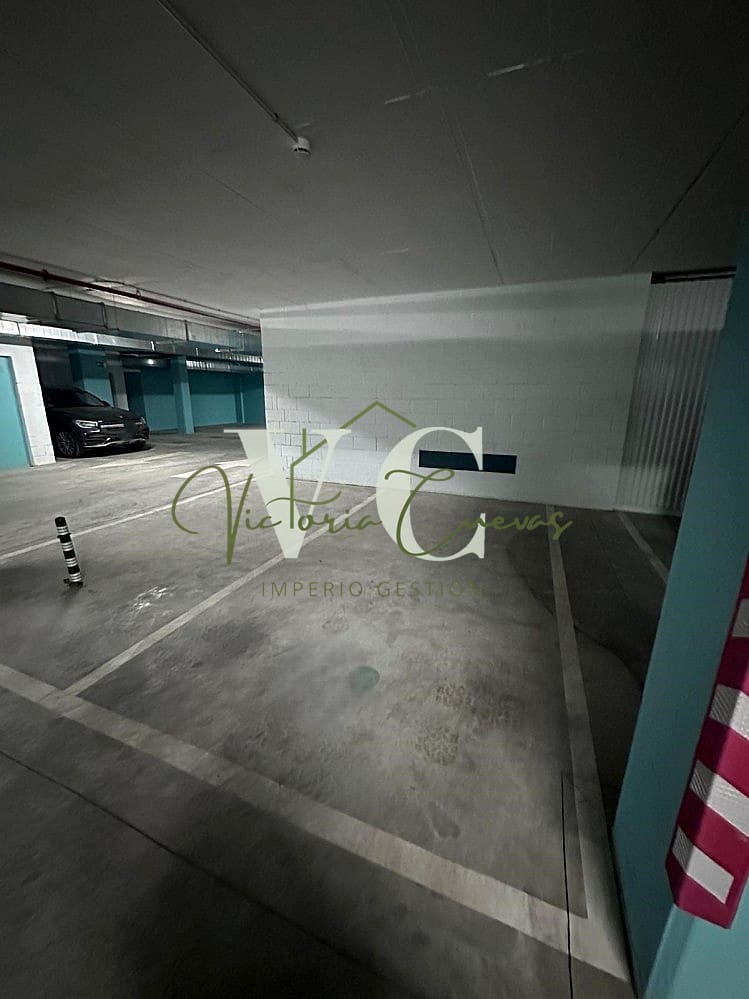 Autotalli vuokrattavana paikassa Torre del Mar - 150 € (Ref: 9770136)