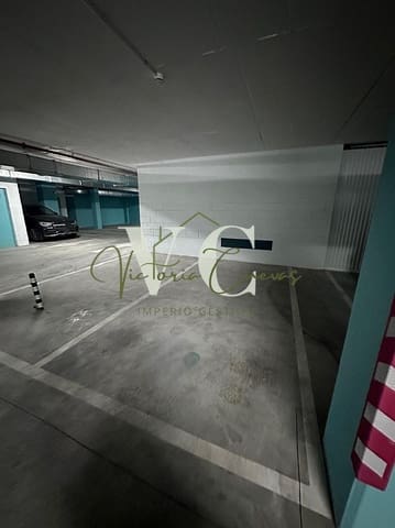 Autotalli vuokrattavana paikassa Torre del Mar, Vélez-Málaga - 150 € (Ref: 9770136)