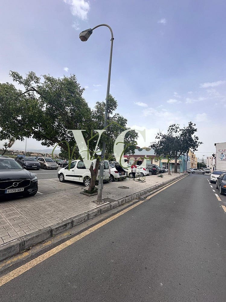 Commercial for rent in Torre del Mar - € 350 (Ref: 9771005)