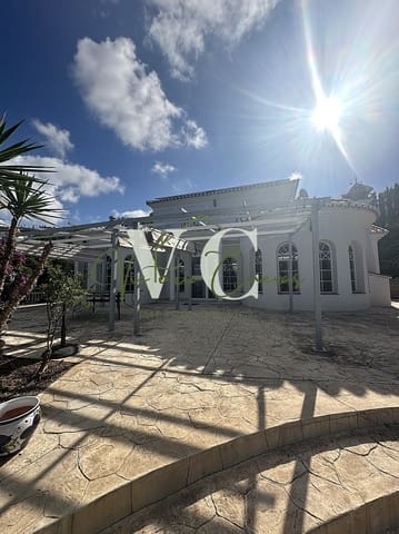 4 Zimmer Villa zu verkaufen in Arenas mit Pool Garage - 579.000 € (Ref: 9816268)