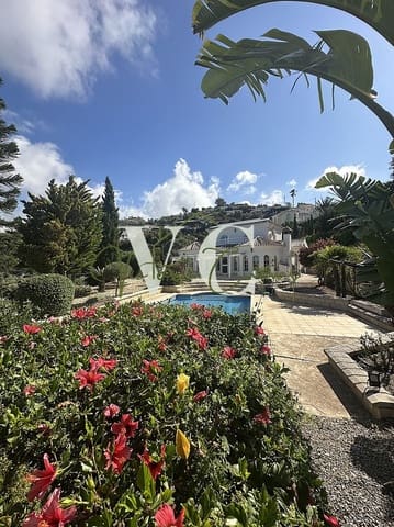 4 Zimmer Villa zu verkaufen in Arenas mit Pool Garage - 579.000 € (Ref: 9816268)