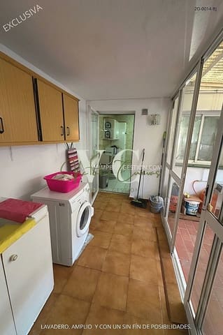 2 soveværelse Lejlighed til salg i Torre del Mar, Vélez-Málaga med garage - € 245.000 (Ref: 9832324)