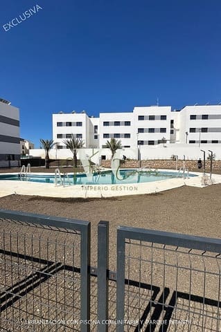 2 bedroom Apartment for sale in Torre del Mar, Vélez-Málaga with pool - € 365,000 (Ref: 9858285)