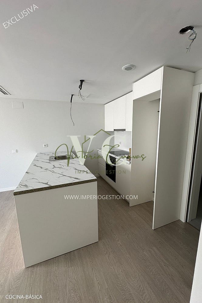 2 bedroom Apartment for sale in Torre del Mar with pool - € 365,000 (Ref: 9858285)