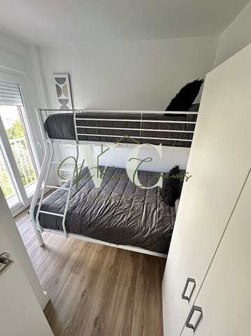 2 Zimmer Apartment zu vermieten in Laguna Beach, Torrox mit Pool Garage - 800 € (Ref: 9872550)