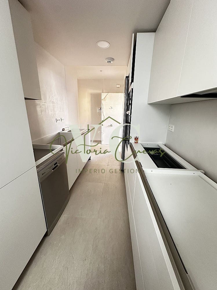 3 soverom Leilighet til salgs i Torre del Mar med svømmebasseng garasje - € 439 900 (Ref: 9909767)
