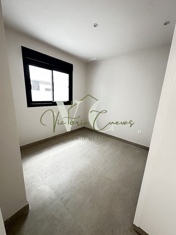 3 soverom Leilighet til salgs i Torre del Mar med svømmebasseng garasje - € 439 900 (Ref: 9909767)