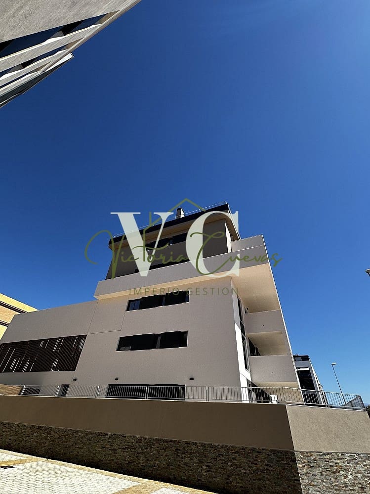 3 soverom Leilighet til salgs i Torre del Mar med svømmebasseng garasje - € 439 900 (Ref: 9909767)