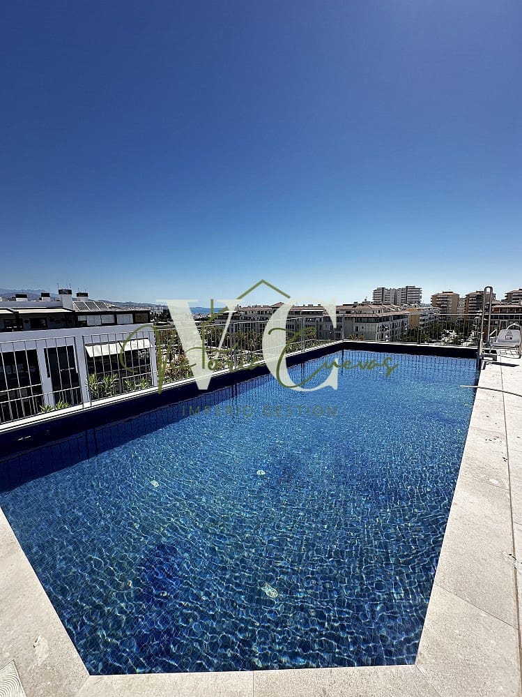 3 soverom Leilighet til salgs i Torre del Mar med svømmebasseng garasje - € 439 900 (Ref: 9909767)