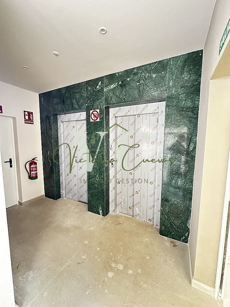 3 soverom Leilighet til salgs i Torre del Mar med svømmebasseng garasje - € 439 900 (Ref: 9909767)