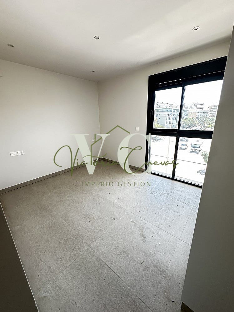 3 soverom Leilighet til salgs i Torre del Mar med svømmebasseng garasje - € 439 900 (Ref: 9909767)