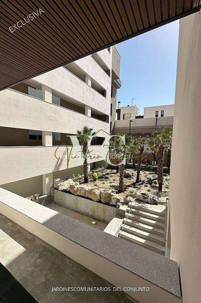 3 sovrum Lägenhet till salu i Torre del Mar med pool - 465 000 € (Ref: 9911983)