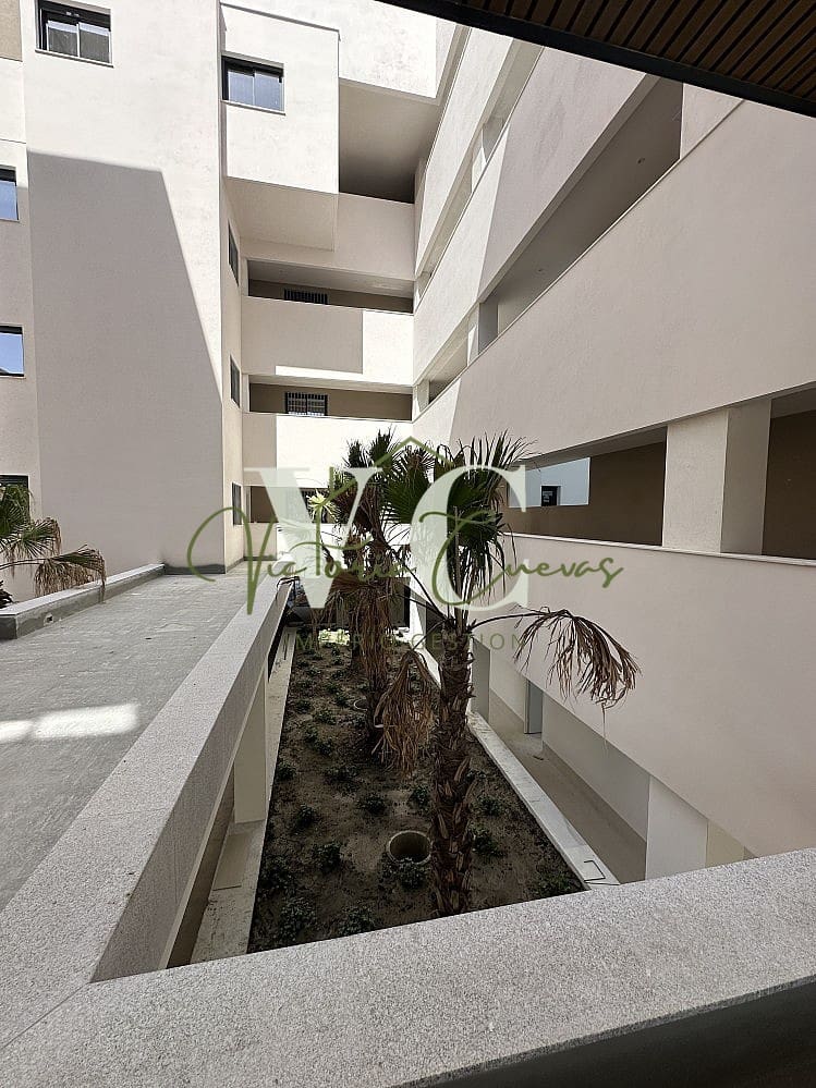 3 sovrum Lägenhet till salu i Torre del Mar med pool - 465 000 € (Ref: 9911983)