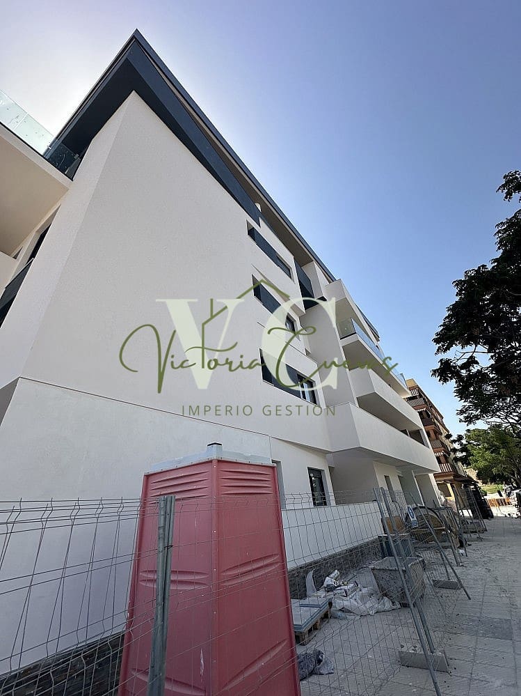 3 sovrum Lägenhet till salu i Torre del Mar med pool - 465 000 € (Ref: 9911983)