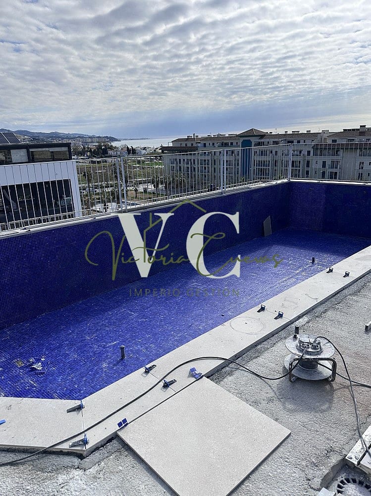 3 sovrum Lägenhet till salu i Torre del Mar med pool - 465 000 € (Ref: 9911983)