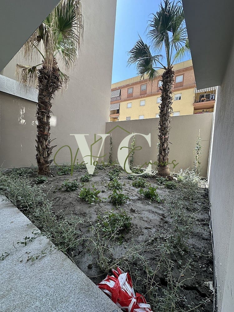 3 sovrum Lägenhet till salu i Torre del Mar med pool - 465 000 € (Ref: 9911983)