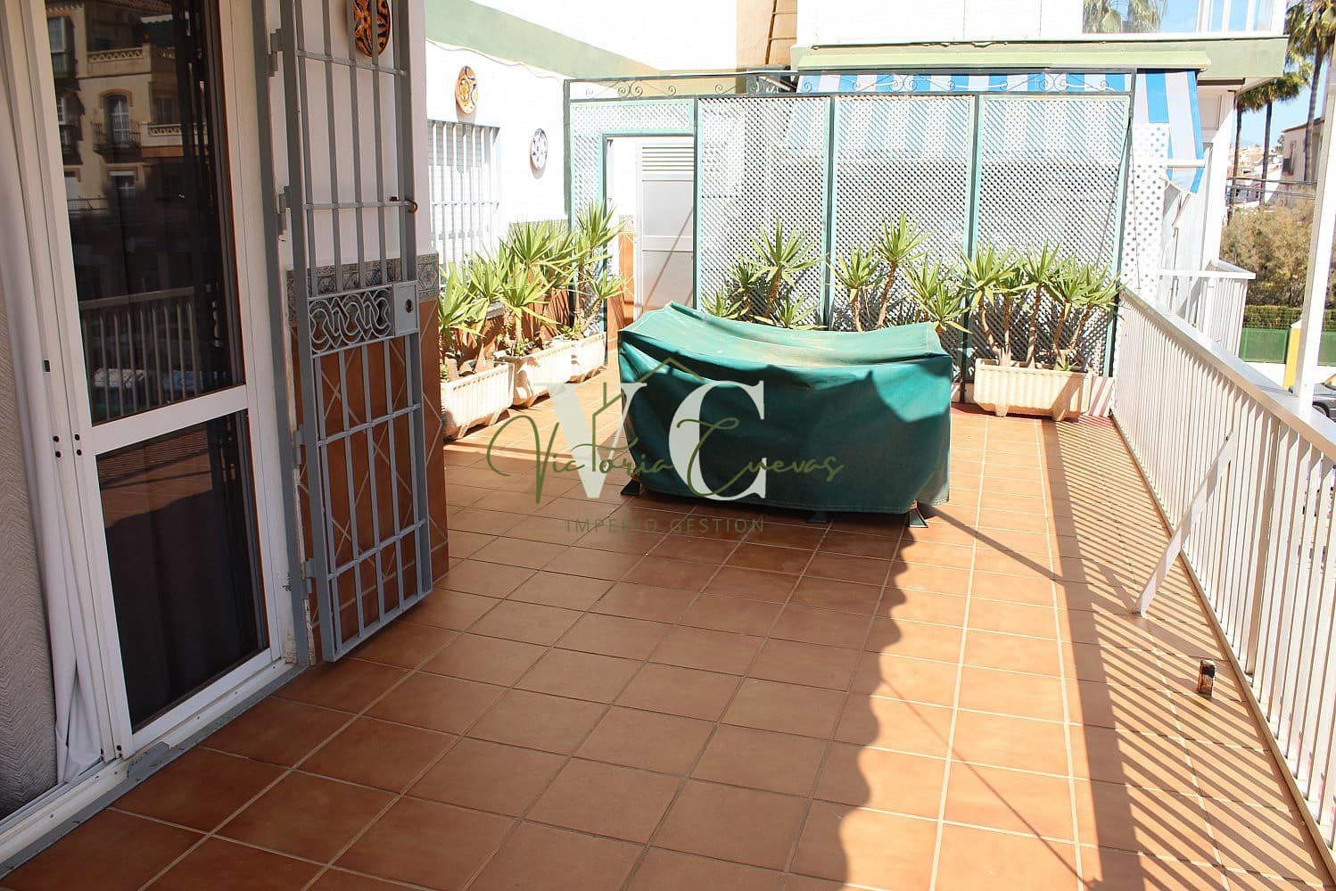 3 Zimmer Apartment zu vermieten in Torre del Mar mit Pool - 1.000 € (Ref: 9958301)