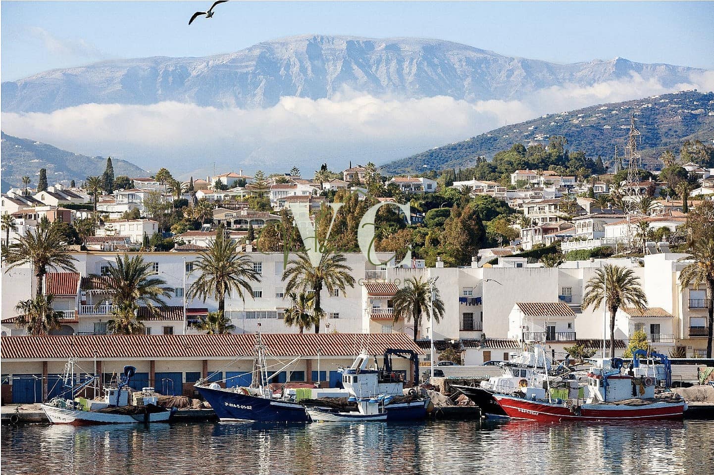 3 bedroom Apartment for sale in Caleta de Velez with pool garage - € 520,000 (Ref: 9973706)