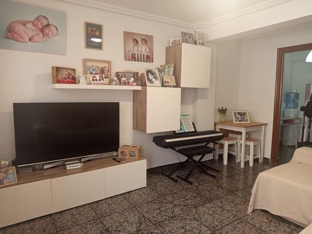 Apartamento de 3 habitaciones en Mazarrón en venta - 100.000 € (Ref: 10081216)