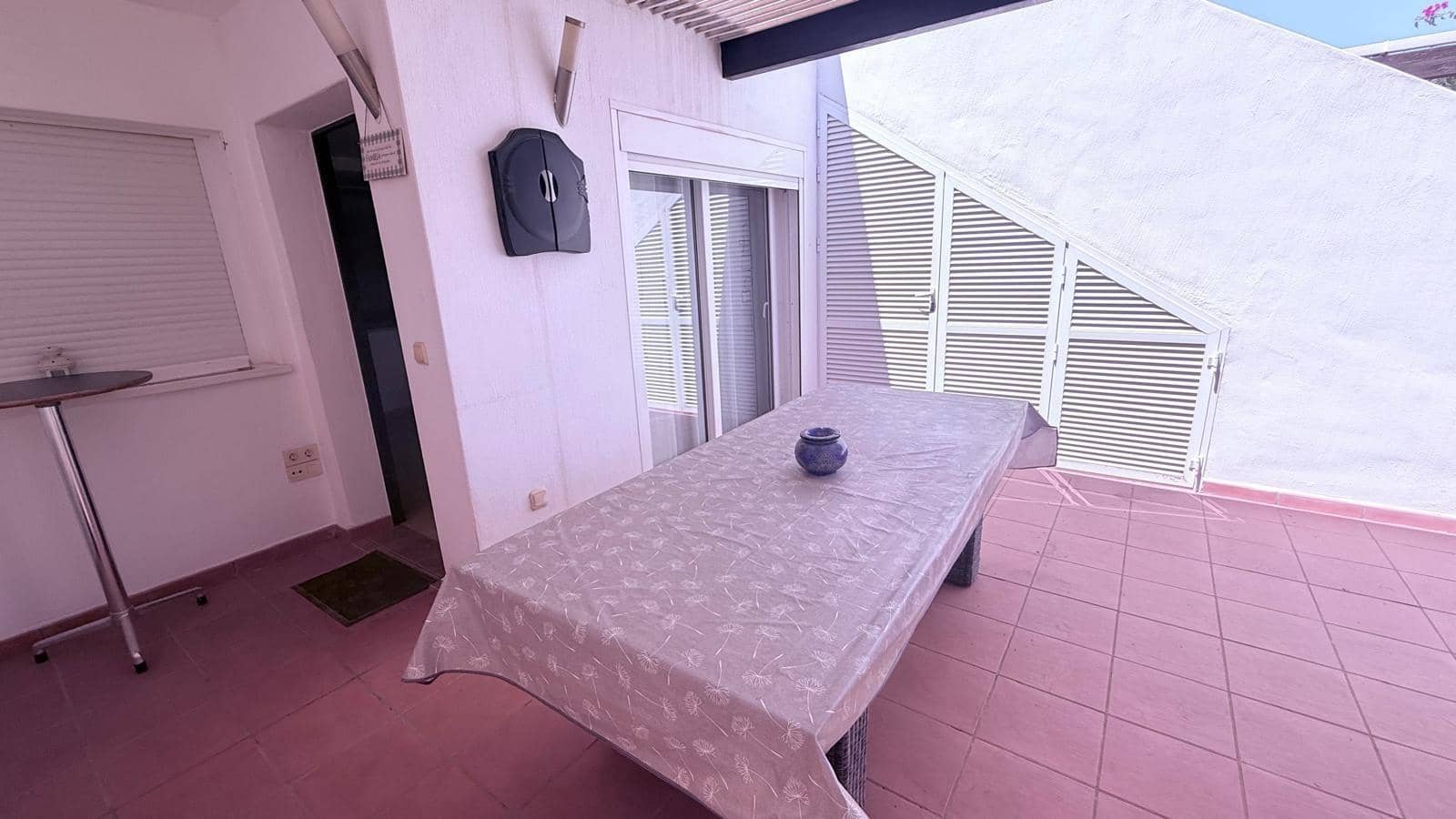 2 quarto Apartamento para venda em Condado de Alhama com piscina - 130 000 € (Ref: 10115867)