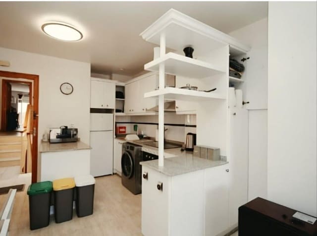 2 makuuhuone Kattohuoneisto myytävänä paikassa Puerto de Mazarron, Mazarrón - 139 000 € (Ref: 10131979)