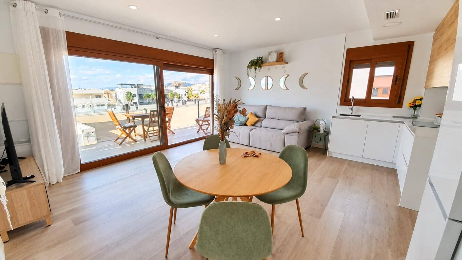 2 bedroom Apartment for sale in Alamillo with garage - € 265,000 (Ref: 10159677)