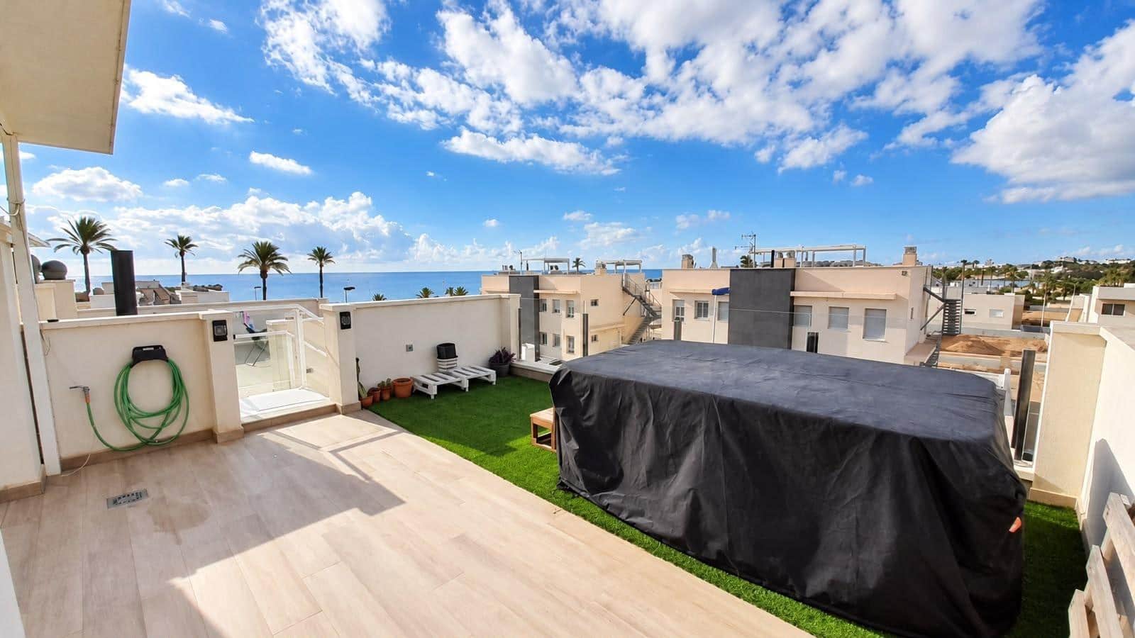 2 bedroom Apartment for sale in Alamillo with garage - € 265,000 (Ref: 10159677)