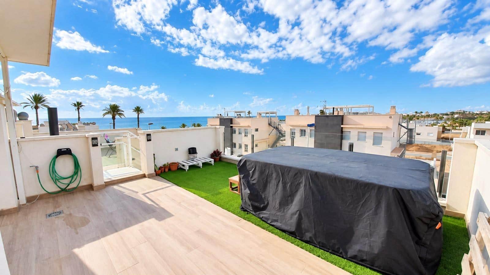 2 bedroom Apartment for sale in Alamillo with garage - € 265,000 (Ref: 10159677)